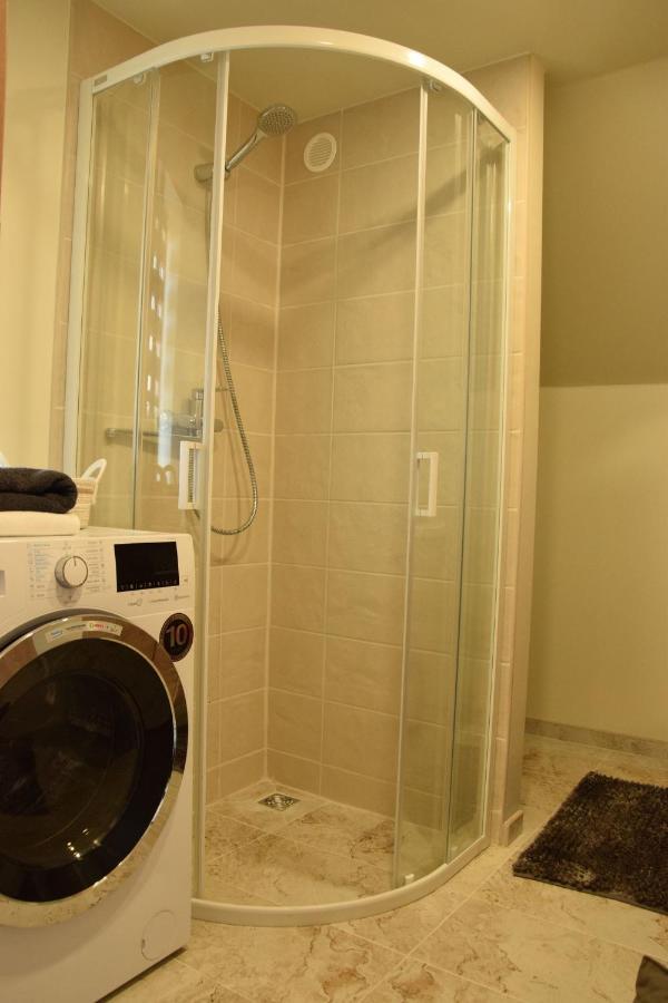 A&J Apartments クライペダ エクステリア 写真